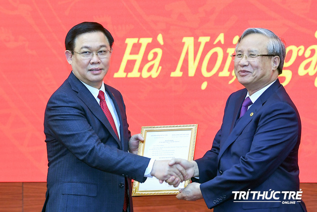 ẢNH: Toàn cảnh lễ nhận quyết định Bí thư Thành ủy Hà Nội của Phó Thủ tướng Vương Đình Huệ - Ảnh 7.