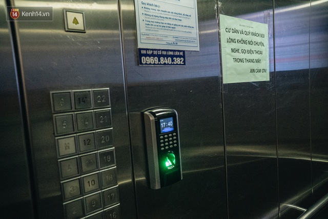 Hà Nội: Bọc nylon nút bấm, yêu cầu cư dân không nói chuyện hay nghe điện thoại trong thang máy để phòng dịch virus Corona - Ảnh 7.