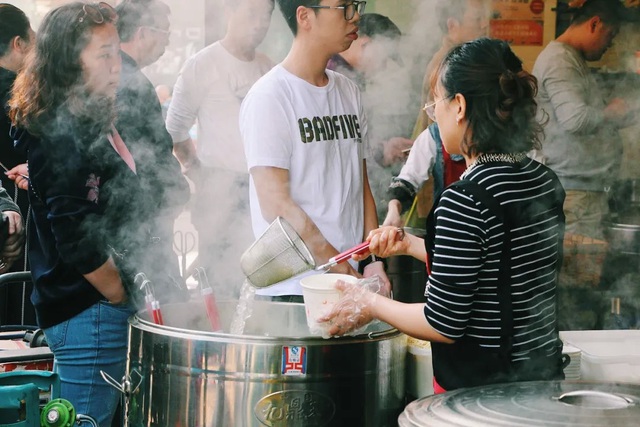 Vùng tâm dịch Vũ Hán hồi sinh sau thời gian chiến đấu kiên cường với “giặc” COVID-19: Ngày xuân cũng đã đến, đẩy lùi một mùa đông quá dài! - Ảnh 12.