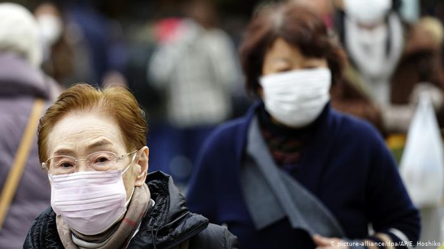 Nhật Bản - ổ dịch lớn của châu Á: Đối tượng dễ bị nhiễm bệnh nhất ít được quan tâm, có thể làm 4.000 xét nghiệm/ngày nhưng thực hiện chưa được 1 nửa - Ảnh 2.