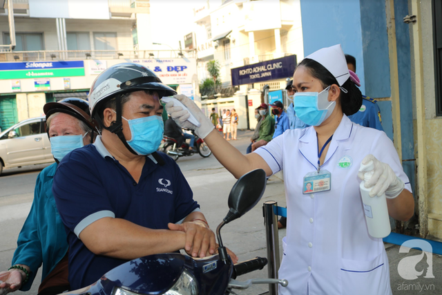 TS.BS Lê Quốc Hùng tiết lộ sự thật và nêu 6 lý do cảnh báo người dân không nên mua Hydroxychloroquine - loại thuốc được đồn thổi trị khỏi Covid-19  - Ảnh 3.