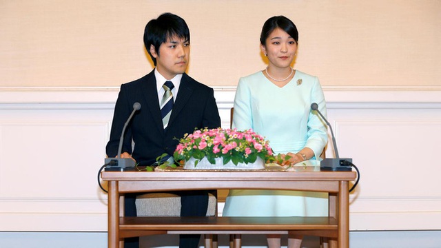 Rắc rối hoàng gia Nhật: Công chúa Mako tiếp tục trì hoãn hôn lễ với bạn trai thường dân và nguyên do đằng sau được hé lộ - Ảnh 1.