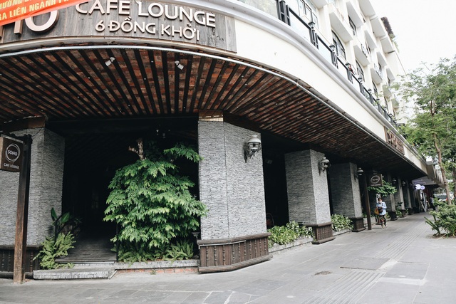 Phố Sài Gòn vắng lặng, quán cafe đồng loạt tạm đóng cửa chung tay phòng chống dịch Covid-19 - Ảnh 10.