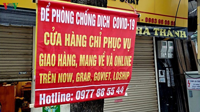 Cảnh vắng lặng hiếm có của nhà hàng, quán bia Hà Nội trong mùa dịch Covid-19 - Ảnh 20.