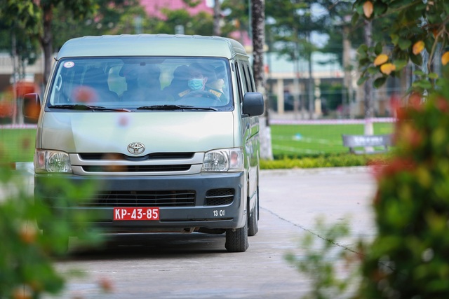  [Ảnh] Diễn tập phòng chống Covid-19 quy mô lớn, giả định hàng trăm người trở về từ vùng dịch - Ảnh 12.