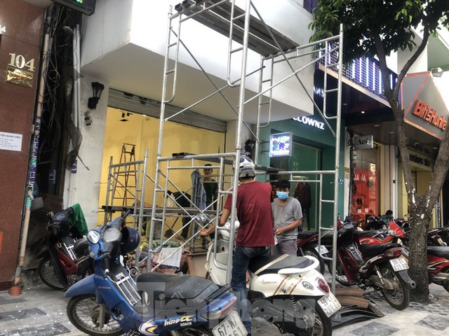 Kinh doanh ế ẩm, quán xá ở Sài Gòn thi nhau dẹp tiệm - Ảnh 15.