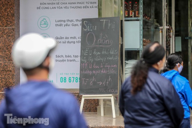 Sau ATM gạo, Hà Nội có thêm siêu thị 0 đồng dành cho người nghèo chống COVID-19 - Ảnh 2.