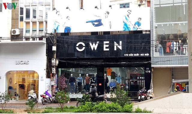 Các cửa hàng kinh doanh tại Hà Nội “thức giấc” sau một giấc “ngủ đông” - Ảnh 5.