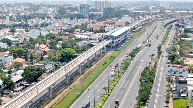 Tuyến metro đầu tiên của Sài Gòn đang thi công tới đâu? - Ảnh 13.