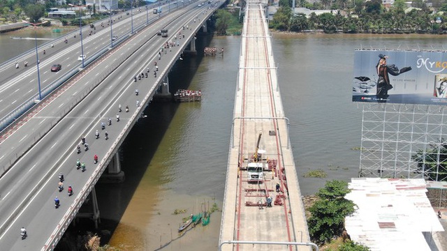 Tuyến metro đầu tiên của Sài Gòn đang thi công tới đâu? - Ảnh 5.