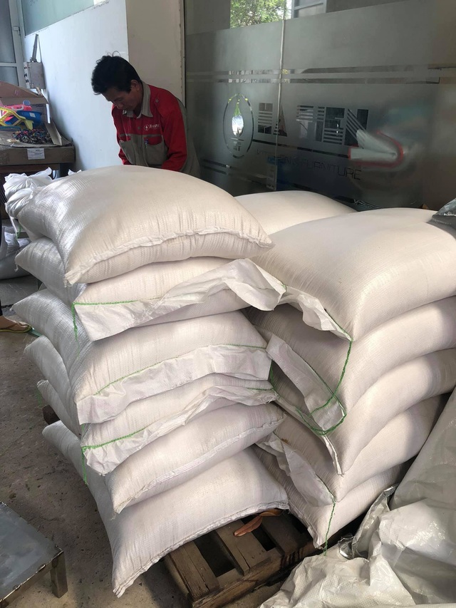 Sếp nhà người ta: Luôn quan tâm đời sống nhân viên, mùa dịch còn sẵn sàng đài thọ 1 tấn gạo cho cả công ty - Ảnh 3.
