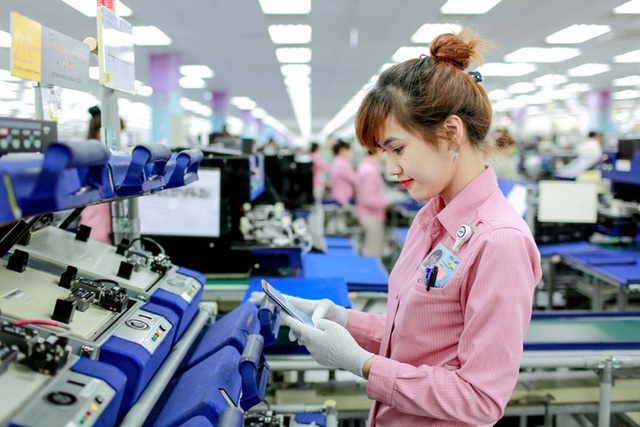 Tiêu thụ tại Mỹ và châu Âu lao dốc, Samsung Việt Nam giảm mục tiêu xuất khẩu 5,8 tỉ USD - Ảnh 1.