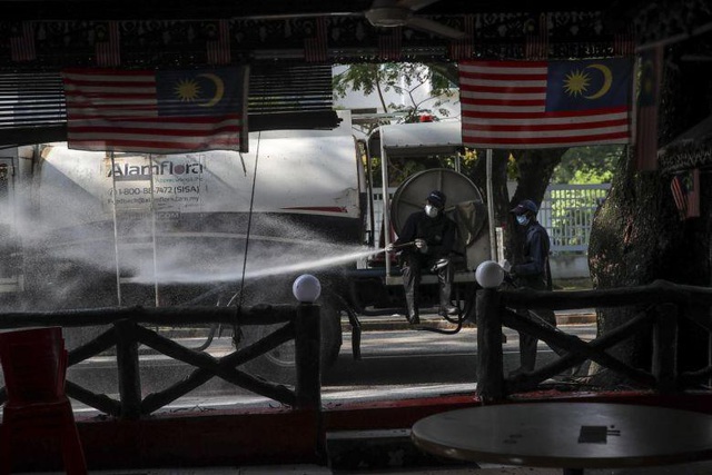  Malaysia phát hiện chuỗi siêu lây nhiễm Covid-19 liên quan tới 40.000 người  - Ảnh 1.
