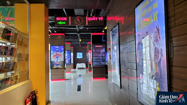  Rạp chiếu phim ở Hà Nội làm điều chưa từng trong ngày đầu mở cửa trở lại mùa Covid-19 - Ảnh 11.