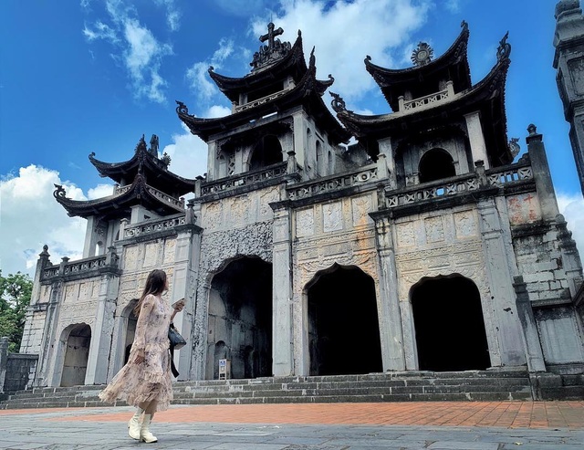 Nếu yêu thiên nhiên và muốn đắm chìm trong khung cảnh bình yên của vùng sông nước, Ninh Bình chính là điểm đến tuyệt vời dành cho bạn - Ảnh 17.