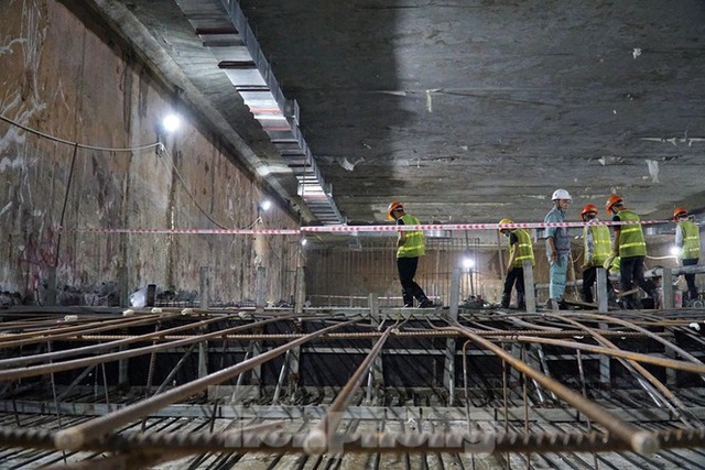Trắng đêm đổ nền ga ngầm dự án đường sắt Nhổn - Ga Hà Nội  - Ảnh 5.