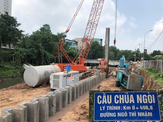 Ngổn ngang công trường kênh xả lũ phía Tây Hà Nội - Ảnh 8.