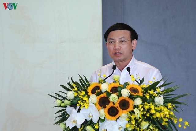 Ảnh: Thủ tướng làm việc tại Quảng Ninh và trò chuyện với công nhân mỏ - Ảnh 2.