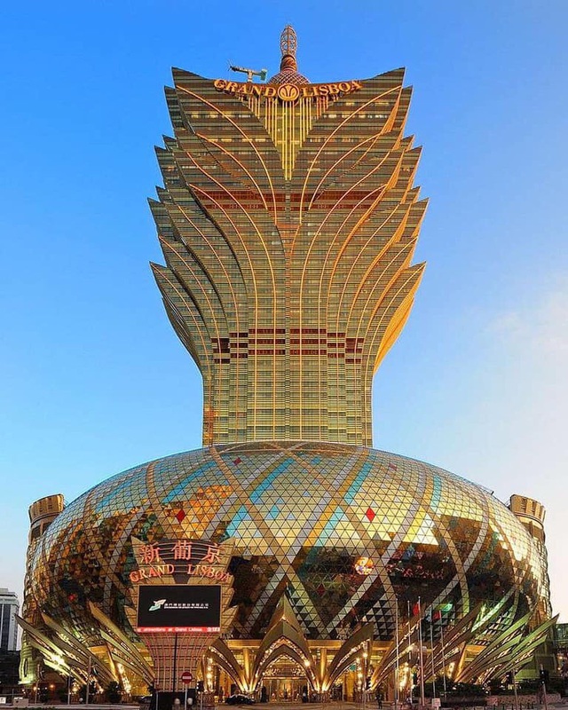 Cận cảnh công trình để đời nhất của “ông trùm” sòng bạc Macau vừa qua đời: Tòa nhà hình búp sen vàng khổng lồ, hình check-in ngập tràn MXH - Ảnh 8.