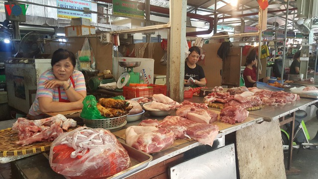 Giá thịt lợn tăng cao kỷ lục và có nguy cơ tăng tiếp - Ảnh 2.