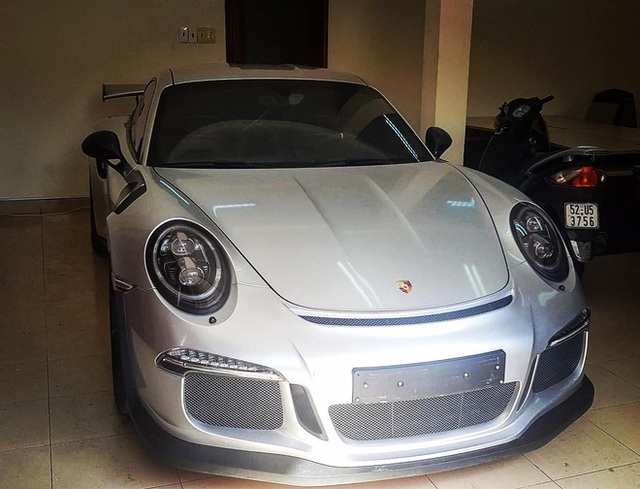 Porsche 911 GT3 RS từng của ông chủ cà phê Trung Nguyên về tay đại gia Bến Tre nhưng một điểm mới khiến không phải ai cũng nhận ra - Ảnh 1.