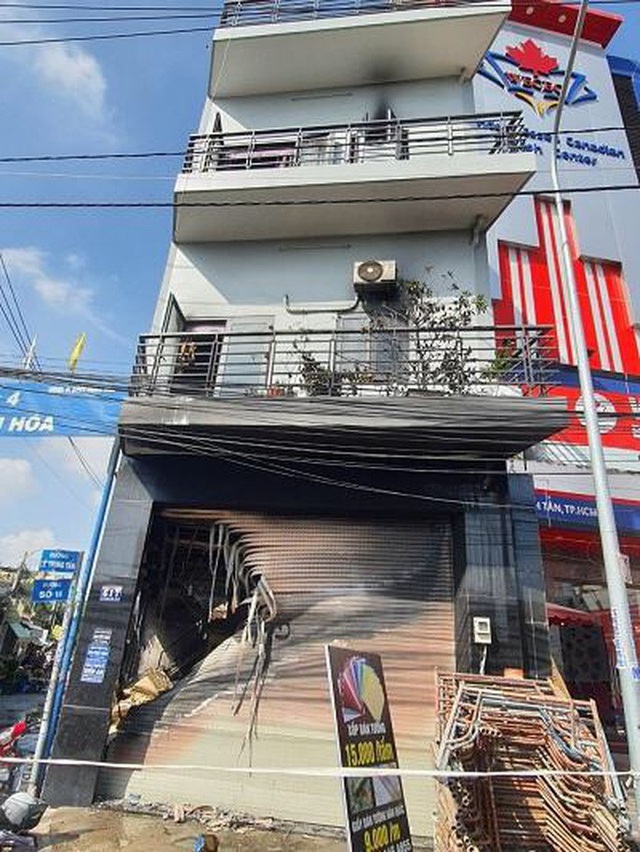  Vụ cháy ở Bình Tân (TP HCM): Một nạn nhân tử vong tại bệnh viện  - Ảnh 1.