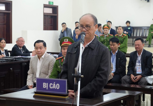Xử phúc thẩm 2 cựu chủ tịch TP Đà Nẵng: Lỗ hổng trong giám sát quyền lực - Ảnh 2.