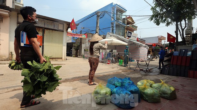 Thôn Hạ Lôi trước ngày dỡ phong toả nội bất xuất, ngoại bất nhập - Ảnh 11.