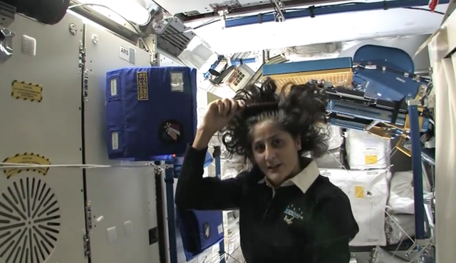 Cuộc sống khác thường của các phi hành gia trên trạm vũ trụ ISS - Ảnh 15.