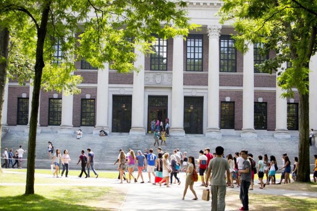 Được khuyên đến thư viện lúc 4h30 sáng, người đàn ông phát hiện bí mật lớn của trường đại học Harvard - Ảnh 2.
