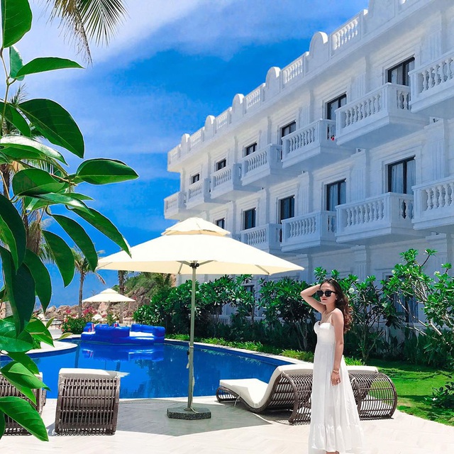 Đến Quy Nhơn chơi, đừng bỏ qua 6 resort cao cấp này để chuyến đi thêm trọn vẹn: Tận hưởng kỳ nghỉ hè sang chảnh và yên bình không thể nào quên - Ảnh 1.