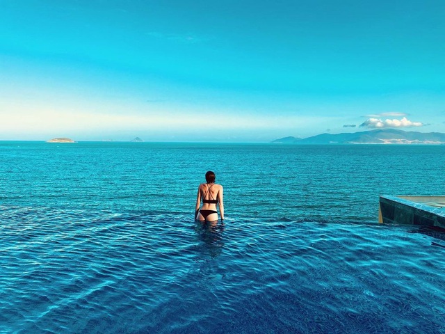 4 khách sạn từ 4 sao có hồ bơi vô cực: Điểm đến lý tưởng cho kỳ nghỉ sang xịn, phù hợp với các gia đình vi vu Nha Trang - Ảnh 4.