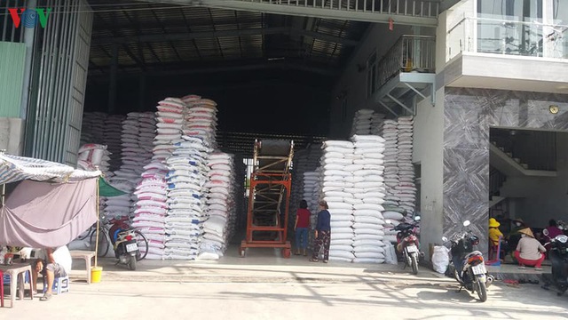Giá gạo đã bắt đầu sụt giảm sau khi tăng ở mức kỷ lục - Ảnh 1.