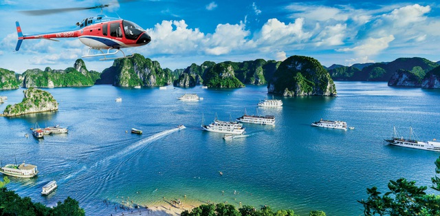 Đi đâu để trải nghiệm loạt tour bay ngắm cảnh bằng trực thăng/thủy phi cơ ở Việt Nam? - Ảnh 1.