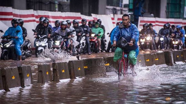 Dịch Covid-19 dẫn đến cơn sốt xe đạp ở Indonesia - Ảnh 1.