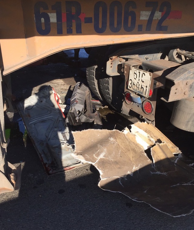  Xe tải đối đầu với xe container trên quốc lộ khiến 1 người chết, 2 người bị thương - Ảnh 5.
