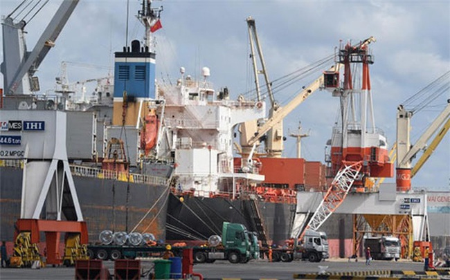Logistics Việt Nam còn “hổng” từ doanh nghiệp đến hạ tầng