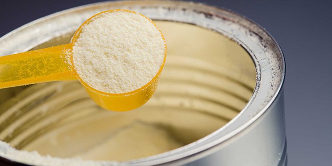 Cảnh báo thêm 44 lô sữa nhiễm khuẩn của Pháp vào Việt Nam