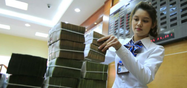 Tín dụng đang tăng trưởng chậm lại? Tín dụng đang tăng trưởng chậm lại?