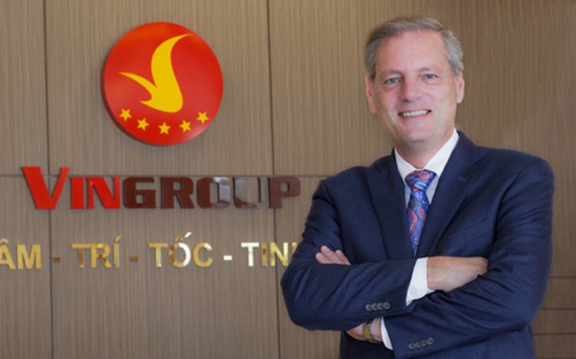 Trước khi về Vinfast, ông James B.DeLuca từng có thu nhập 13 tỷ đồng/tháng, gấp đôi số Vingroup trả cho cả HĐQT trong một năm Trước khi về Vinfast, ông James B.DeLuca từng có thu nhập 13 tỷ đồng/tháng, gấp đôi số Vingroup trả cho cả HĐQT trong một năm