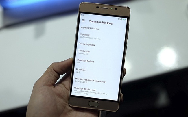 Triết lý làm smartphone của ông chủ Asanzo: Không cần hoành tráng, sản phẩm cứ đầy đủ chức năng, giá hợp lý là đủ Triết lý làm smartphone của ông chủ Asanzo: Không cần hoành tráng, sản phẩm cứ đầy đủ chức năng, giá hợp lý là đủ