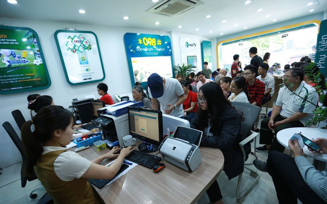 Khách hàng lo bị khoá thuê bao sau ngày 24.4: Nhà mạng chưa có câu trả lời rõ ràng!