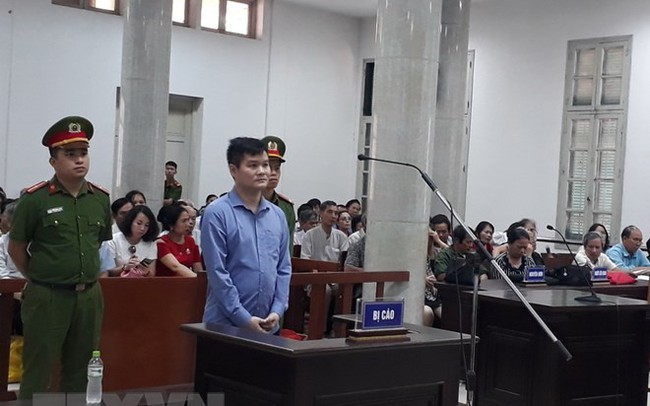Phạt tù chung thân chủ trang mạng “hoclamgiau.vn” về tội lừa đảo Phạt tù chung thân chủ trang mạng “hoclamgiau.vn” về tội lừa đảo