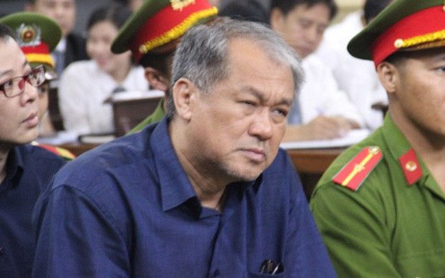 Ông Phạm Công Danh tiết lộ mua Ngân hàng Đại Tín chỉ 4 triệu đồng Ông Phạm Công Danh tiết lộ mua Ngân hàng Đại Tín chỉ 4 triệu đồng