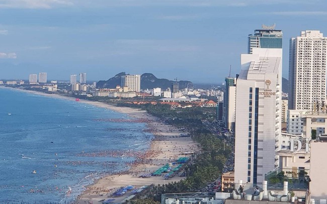 Đà Nẵng: Nghiên cứu xây nhiều hầm chui cho người đi bộ qua đường ven biển Đà Nẵng: Nghiên cứu xây nhiều hầm chui cho người đi bộ qua đường ven biển