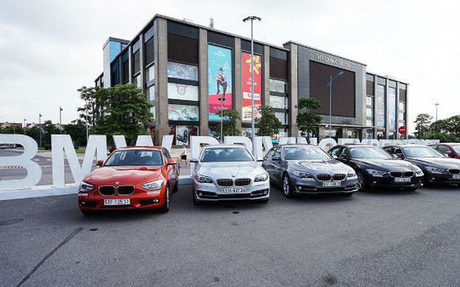 Vụ buôn lậu lô hàng trăm xe BMW: Euro Auto thừa nhận làm giả giấy tờ? Vụ buôn lậu lô hàng trăm xe BMW: Euro Auto thừa nhận làm giả giấy tờ?