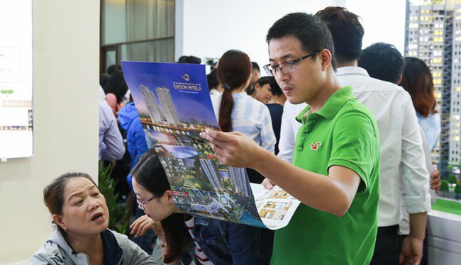 Gần cuối năm, nhiều người tìm mua căn hộ tầm trung Gần cuối năm, nhiều người tìm mua căn hộ tầm trung