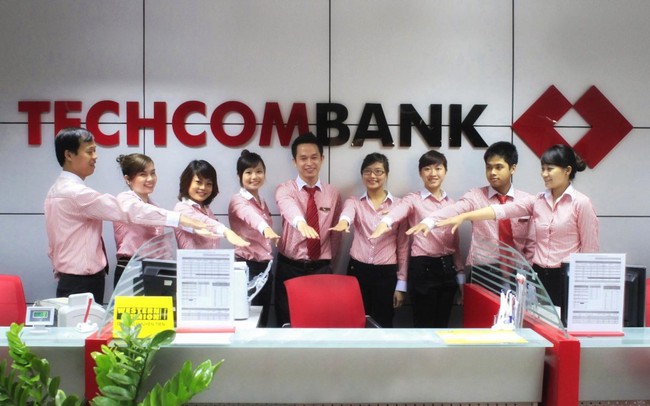 Thăng 3 hạng trong Top lợi nhuận, thu nhập bình quân nhân viên Techcombank vọt lên 30 triệu đồng/tháng Thăng 3 hạng trong Top lợi nhuận, thu nhập bình quân nhân viên Techcombank vọt lên 30 triệu đồng/tháng