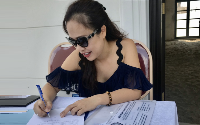 Phỏng vấn nhà đầu tư trăm tỷ: "Mua condotel cũng như chơi chứng khoán, nếu tham quá dễ bị mắc bẫy, sa lầy!" Phỏng vấn nhà đầu tư trăm tỷ: "Mua condotel cũng như chơi chứng khoán, nếu tham quá dễ bị mắc bẫy, sa lầy!"