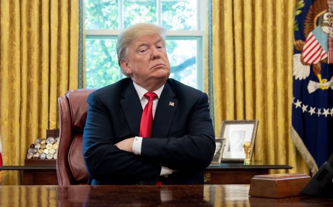 Tổng thống Trump ban bố tình trạng khẩn cấp quốc gia, công bố khoản tiền 8 tỷ USD để xây tường biên giới Tổng thống Trump ban bố tình trạng khẩn cấp quốc gia, công bố khoản tiền 8 tỷ USD để xây tường biên giới